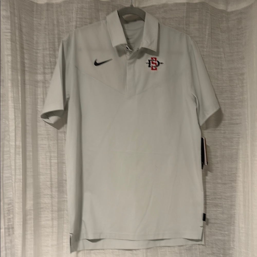Nike Men's Light Gray Polo Shirt with SDSU logo